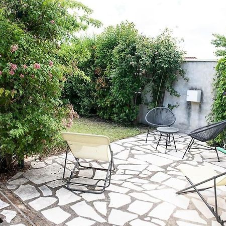 Petit Paradis . Pujaut Екстериор снимка